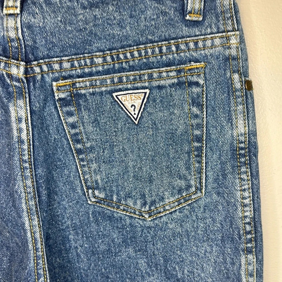 Guess Classics Fit Slim Leg Jeans NWT Size 16/28 - Picture 4 of 7